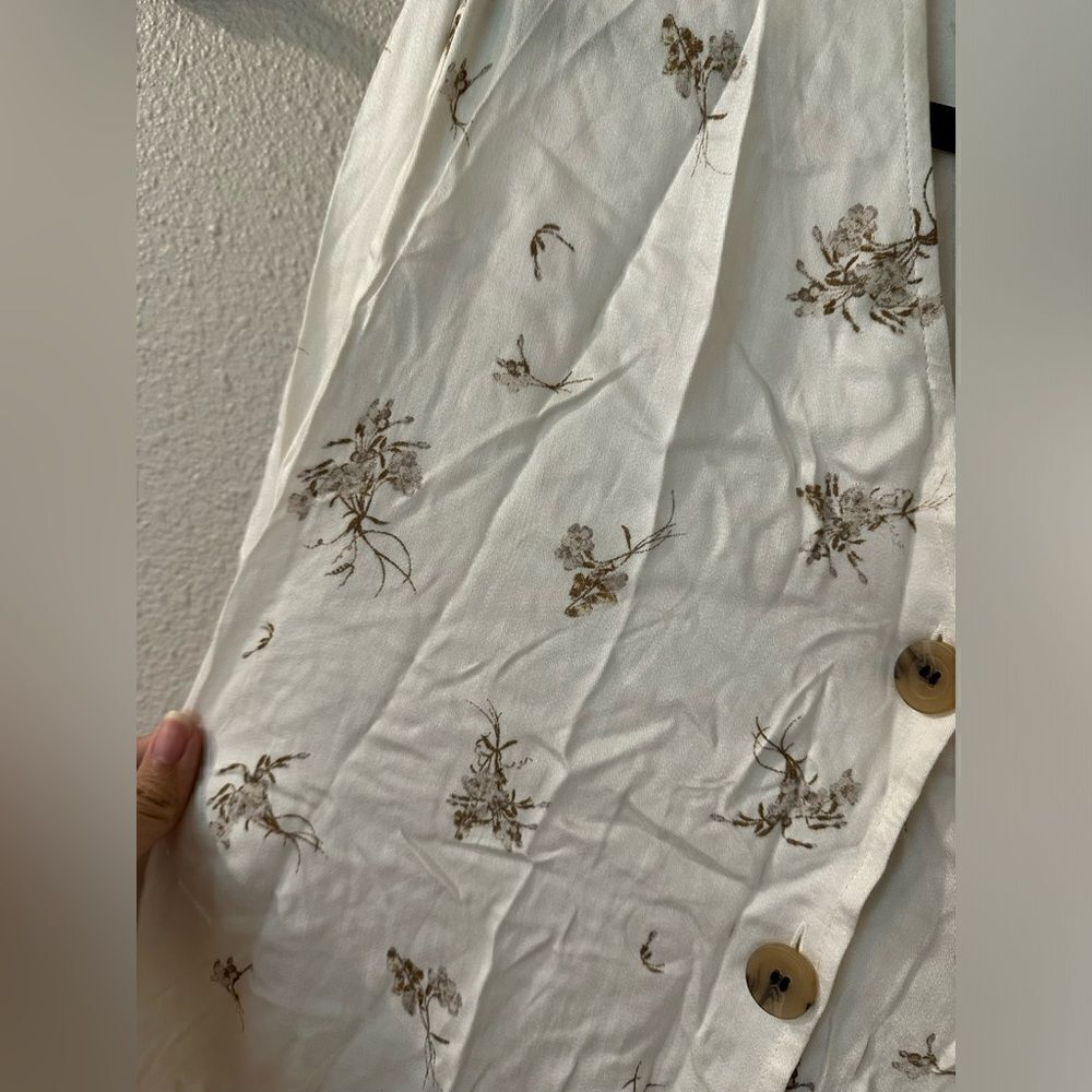 Something Navy Bailey Ivory V-Neck Button Down Fl… - image 4